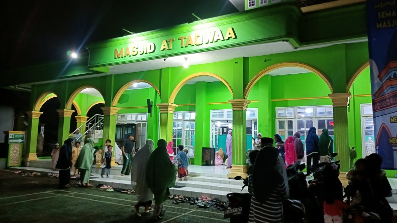 Warga Muhammadiyah di Sawangan Depok Salat Tarawih, Ini Suasananya