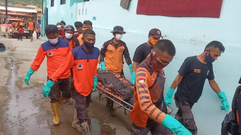 Update Korban Banjir Bandang Sumbar, 1 Jenazah Kembali Ditemukan Tersangkut Batang Pohon