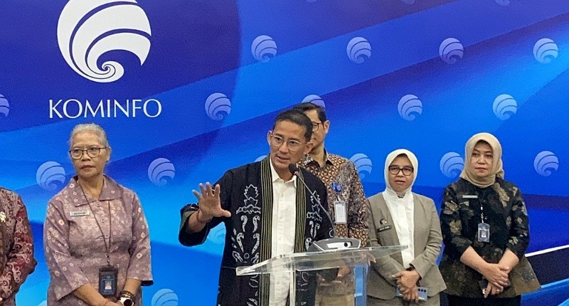 Wisatawan Protes Oleh-Oleh dari Luar Negeri Dibatasi, Sandiaga Uno: Tanah Abang Juga Ada!