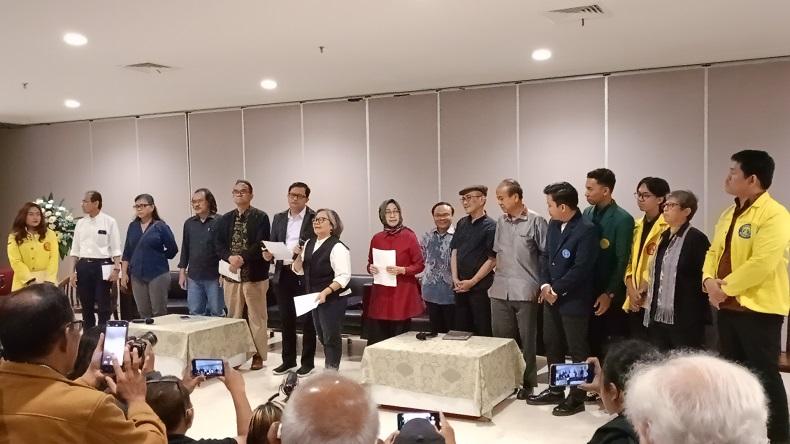 Guru Besar UI: Hapus Kemiskinan Bukan dengan Bansos, tapi Perluas Lapangan Kerja