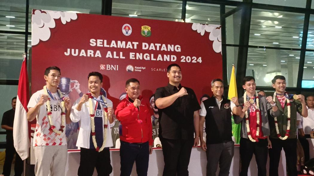 Juara All England 2024, Jojo hingga Ginting Disambut Meriah saat Tiba di Jakarta