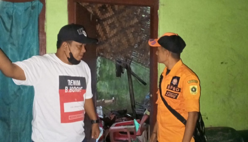 Rumah di Bogor Ambruk akibat Hujan Disertai Angin Kencang, 1 Keluarga Mengungsi
