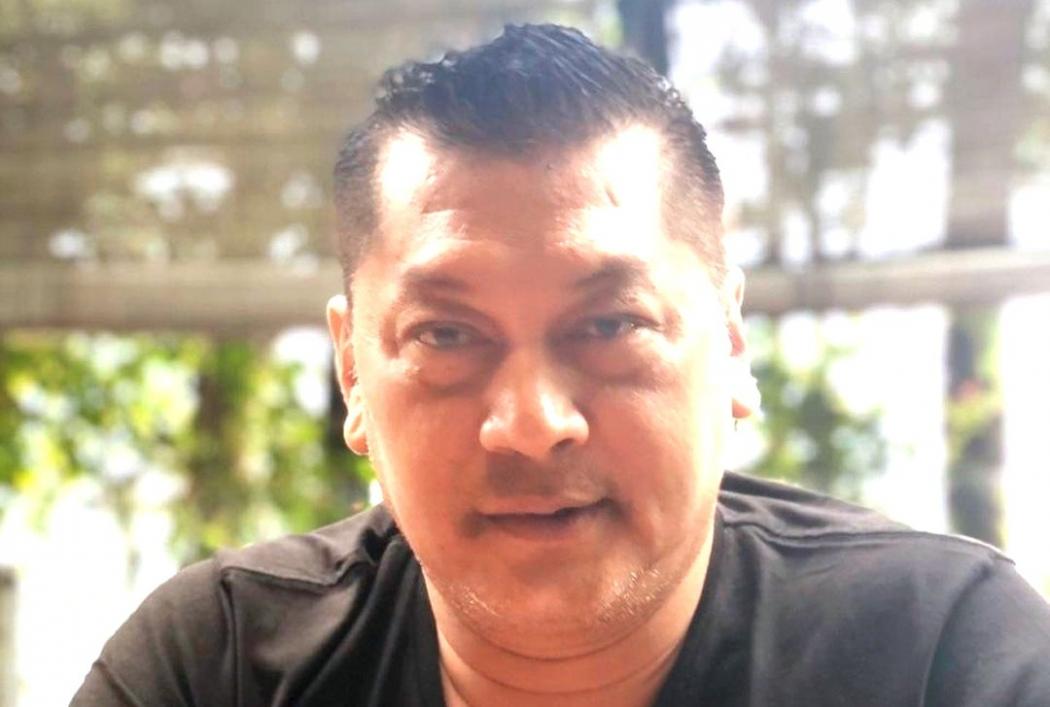 Tangis Keluarga Pecah saat Jenazah Donny Kesuma Tiba di Rumah Duka