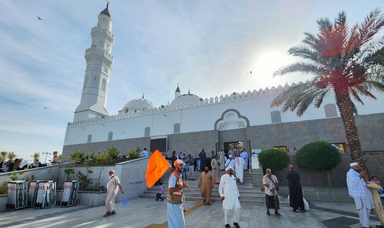 Niat Dan Tata Cara I'tikaf Di Masjid, Muslim Wajib Tahu!