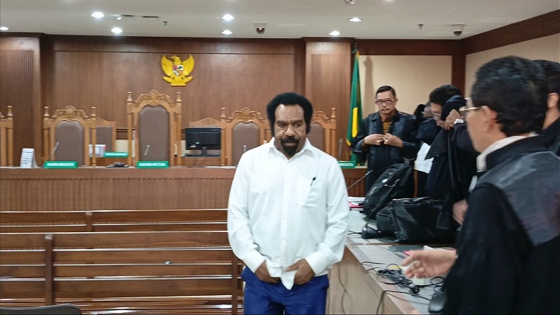 Kadis PUPR Papua Era Gubenur Lukas Enembe Divonis 4 Tahun 8 Bulan Penjara