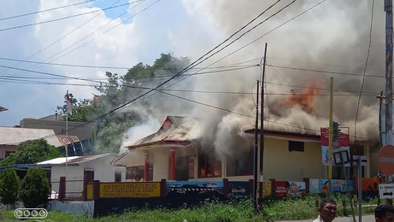 Kebakaran Polsek Borong di Manggarai Timur NTT, Api Diduga akibat Korsleting Listrik