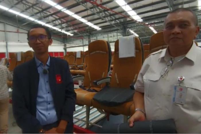 Bangga! Lion Air Pakai Kulit Asal Garut Jadi Pelapis Kursi Pesawat