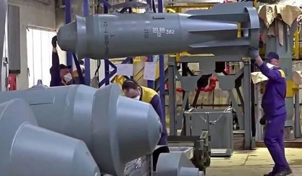 Rusia Mulai Produksi Massal Bom Berdaya Ledak Tinggi FAB-3000, untuk Hajar Ukraina?