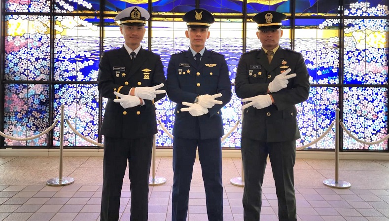 5 Berita Populer: Contoh Soal Simple Past Tense hingga 3 Perwira TNI Lulus NDA Jepang