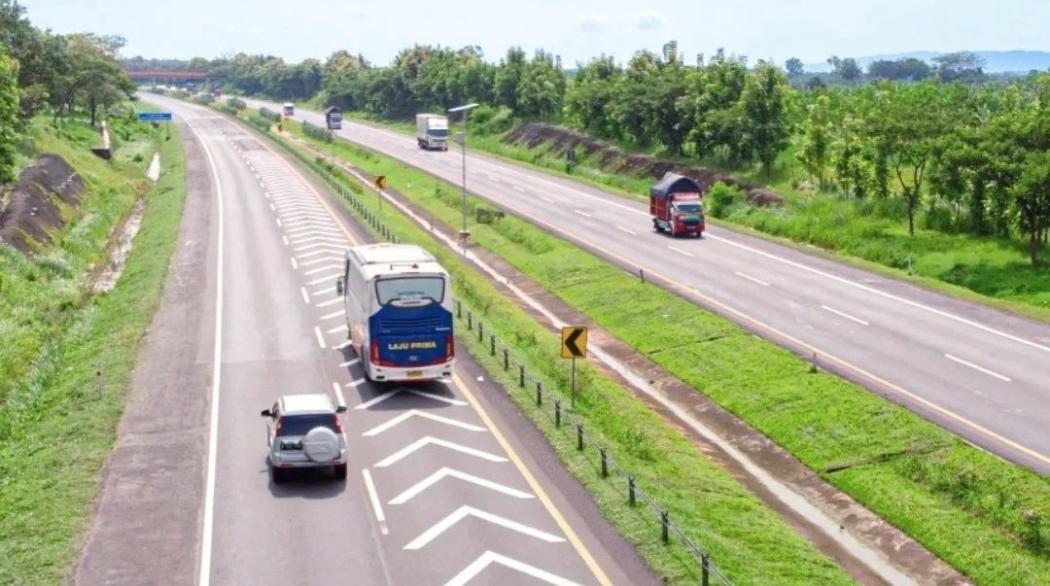 Kenali Fungsi Utama Bahu Jalan Tol, Jangan Digunakan Tempat Istirahat atau Nyalip