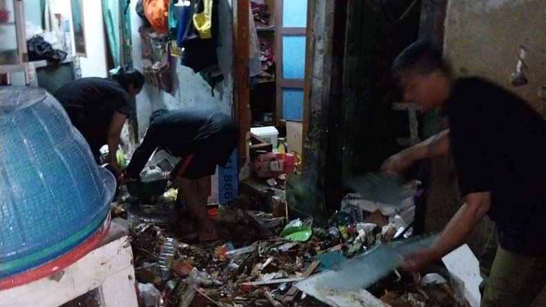 Banjir dan Longsor Terjang Sukaraja Bogor, 50 Rumah Terendam 4 Orang Luka