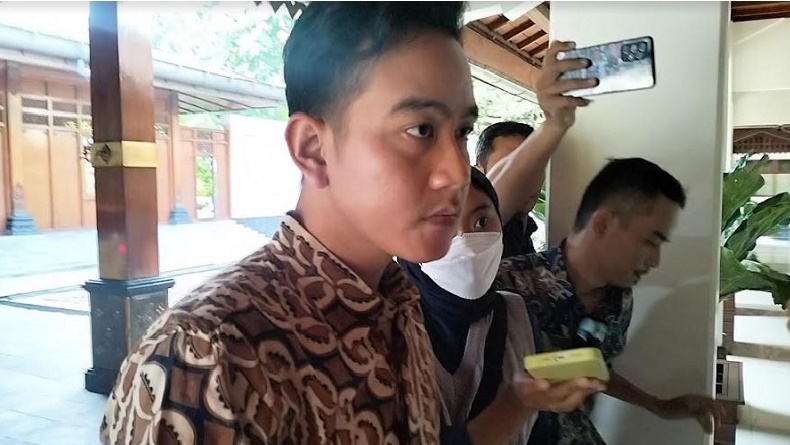 Gibran Sebut Kabinet Ditentukan Prabowo, tapi Masukan dari Jokowi Tak Diabaikan