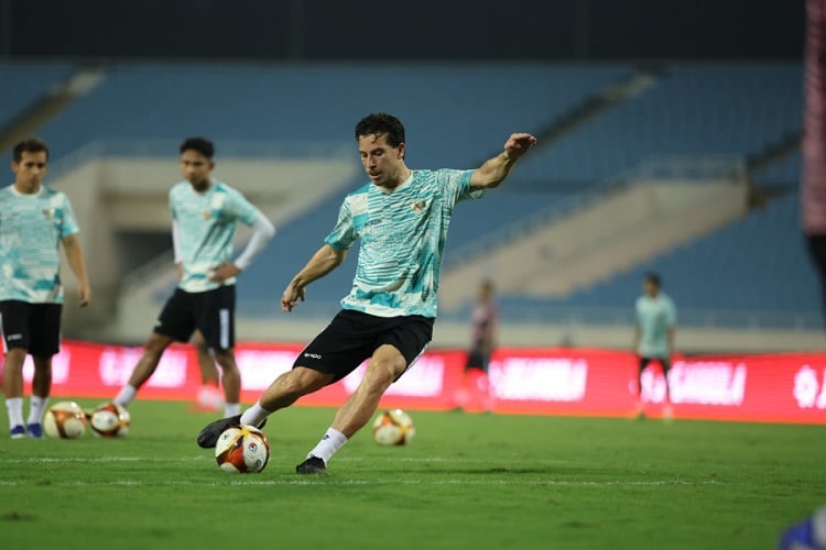 Pesan Thom Haye jelang Debut bersama Timnas Indonesia: Hati-Hati Vietnam Main Fisik!