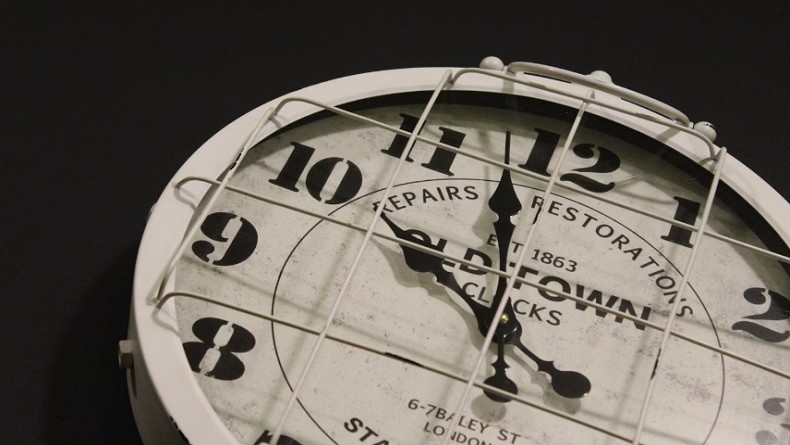 Terobsesi dengan Time Travel, Ilmuwan Ini Berharap Bisa Melihat Ayahnya Lagi