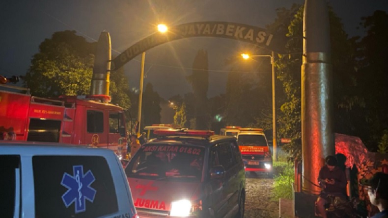 Ledakan Gudang Amunisi TNI AD di Ciangsana, Puluhan Ambulans Disiagakan