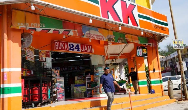 Heboh Kaus Kaki Bertulis 'Allah' di Malaysia, Pemilik Jaringan Super Market Ditangkap Polisi