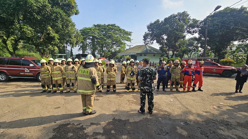 Pendinginan Kebakaran Gudang Amunisi Ciangsana Rampung, Personel Damkar Dipulangkan