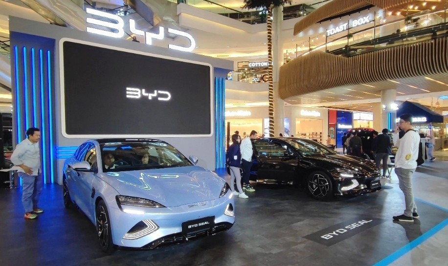 Tinggalkan Tesla, BYD Rayakan Produksi 7 Juta Unit Mobil Listrik