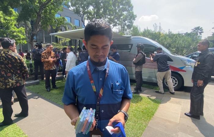 Senangnya Karyawan MNC Group Tukar Uang Baru di Kas Keliling BI: Sangat Terbantu