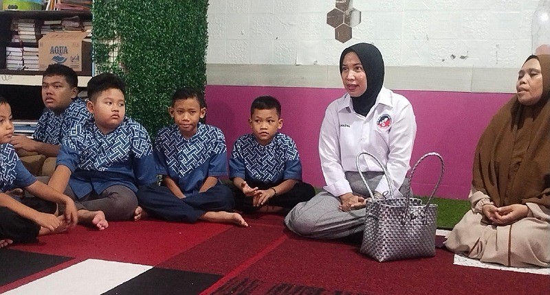 RPA Perindo Berbagi Takjil Serentak di Jakarta Selama Ramadhan, Warga: Semoga Bermanfaat