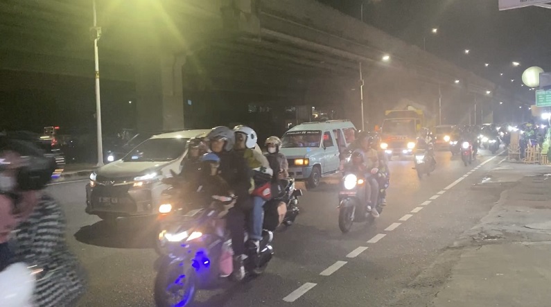 H-5 Lebaran, Jalan Kalimalang Mulai Dilintasi Pemudik