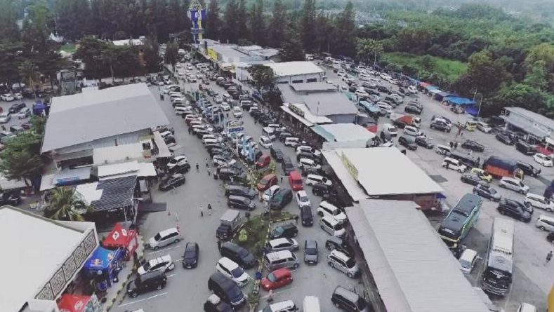 Mudik Lebaran, Pengunjung Rest Area di Tol Palikanci Melonjak hingga 100 Persen
