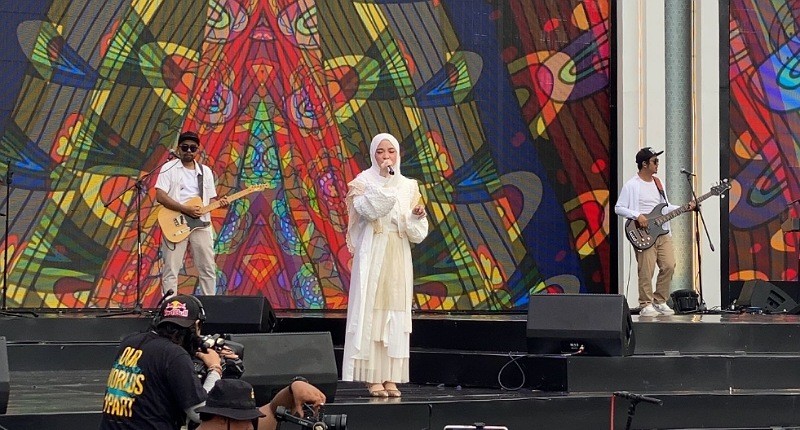 Nissa Sabyan Meriahkan Tabligh Akbar di Tangerang, Penonton Menyambut Gembira!