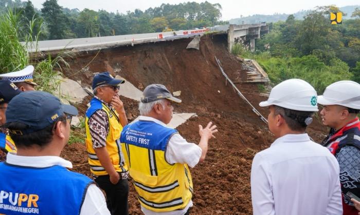 Usai Longsor, Ruas Tol Bocimi Bakal Dibuka Fungsional Satu Arah di Mudik Lebaran 2024