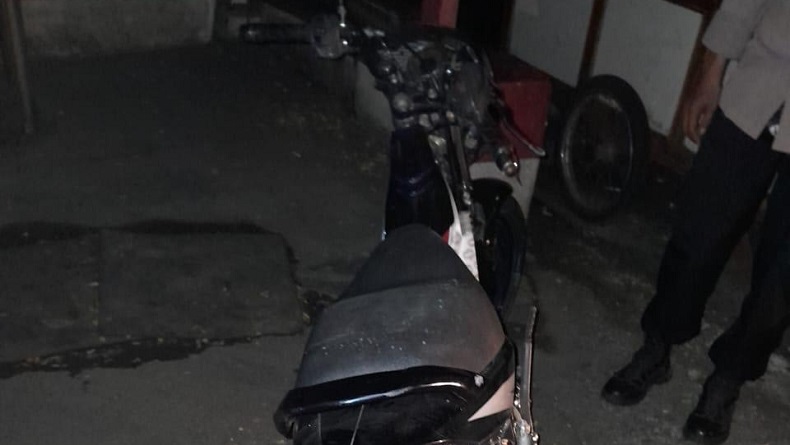 Tabrak Lari di Jalan Raya Citayam Depok, Pemotor Luka Berat Dihantam Mobil