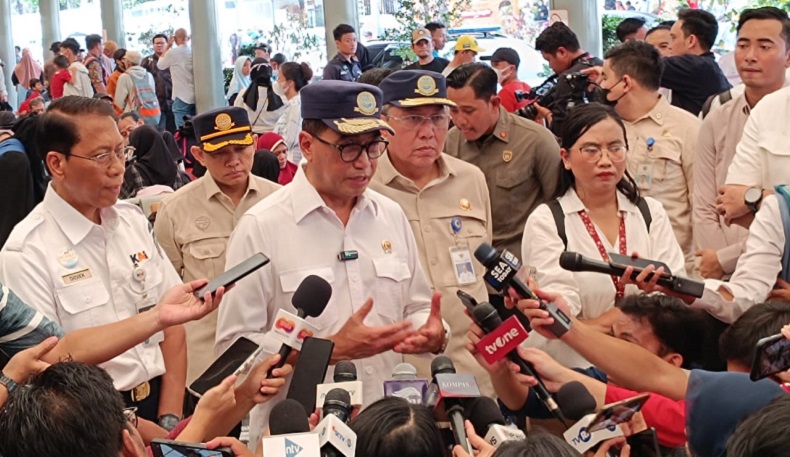 Menhub dan Kapolri Tinjau Lokasi Kecelakaan Beruntun di Tol Japek Sore Ini