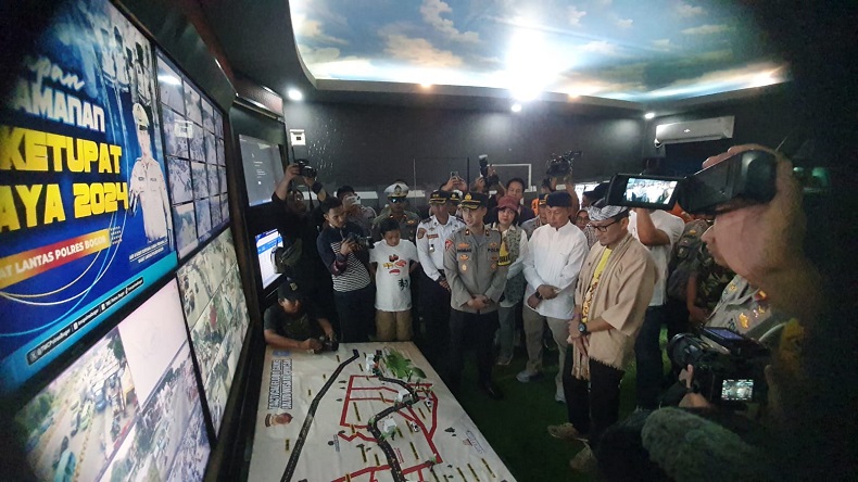 Sandiaga Sambangi Puncak Bogor, Tinjau Jalur Mudik hingga Tempat Wisata