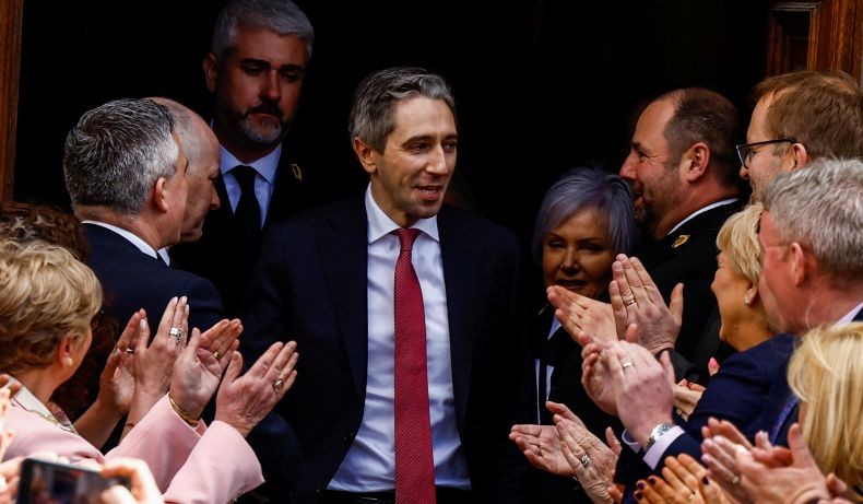 Simon Harris Jadi Perdana Menteri Irlandia Termuda, Berusia 37 Tahun