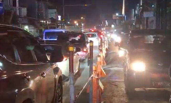Puncak Arus Balik Lebaran 2024, Jalur Pantura Purwakarta Macet Parah Malam Ini