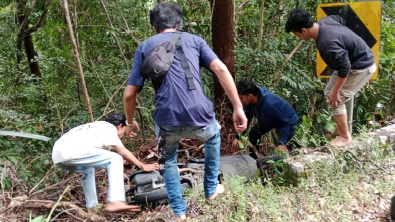 Wisatawan Terperosok ke Jurang Bukit Menumbing Bangka Barat, 1 Tewas