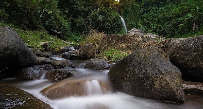Ide Wisata di Tegal yang Belum Diketahui Banyak Orang, Wajib Singgah ke Curug Jedor!