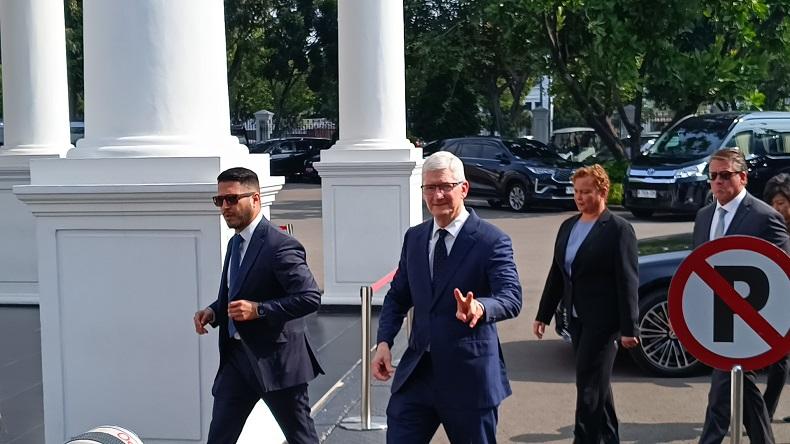 CEO Apple Tim Cook Tiba di Istana, Bakal Bertemu Presiden Jokowi