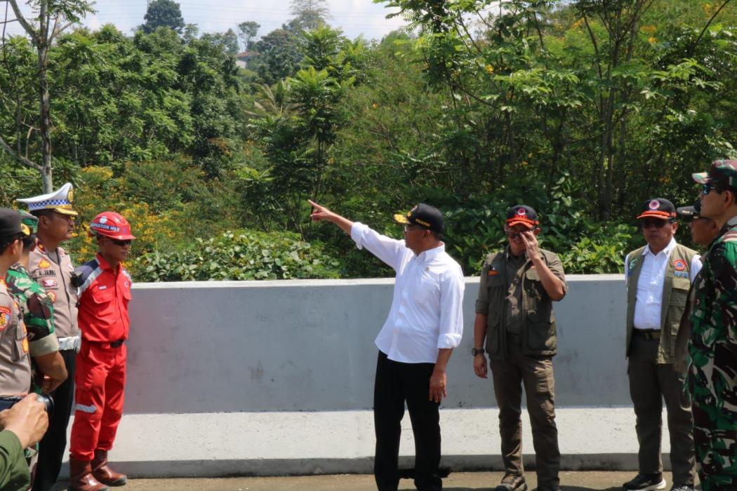 Menko PMK Sebut Tol Bocimi Akan Normal Saat Libur Natal dan Tahun Baru