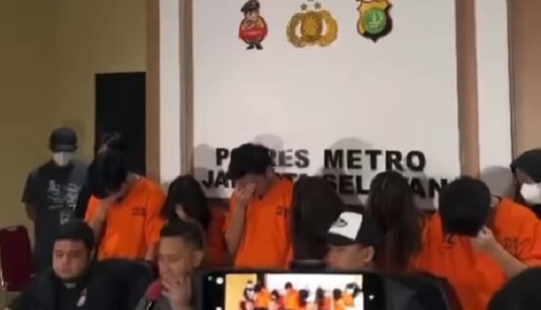 Modus Baru Narkoba, Chandrika Chika Ternyata Pakai Liquid Vape Isi Ganja