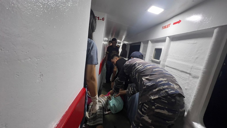 Aksi Heroik Dokter TNI AL, Bantu Ibu Melahirkan Darurat di Kapal Laut