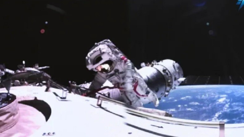 Stasiun Luar Angkasa China Tiangong Rusak karena Serangan Puing-Puing, Modul Inti Kehilangan Pasokan Listrik