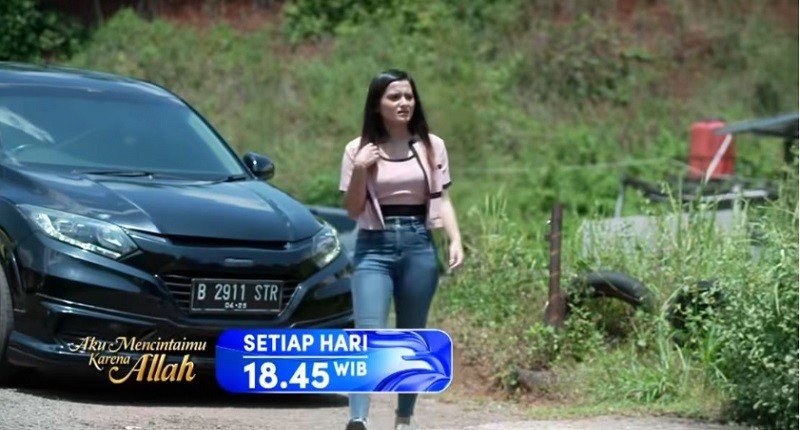 Sinopsis Aku Mencintaimu Karena Allah Episode 26 April 2024: Diaz dan Iqbal Bersusah Payah Temukan Jalan