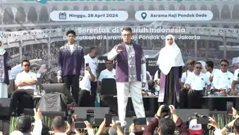 Kemenag Rilis Batik untuk Jemaah Haji 2024, Warna Ungu Ada Lambang Burung Garuda