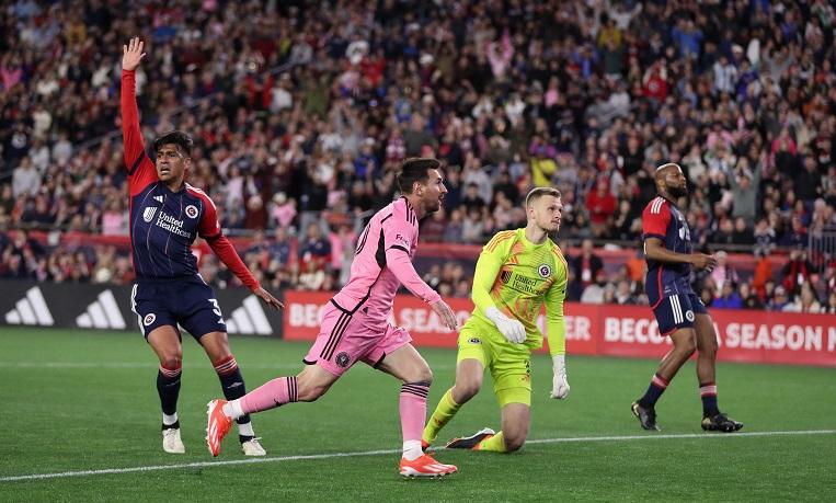 Hasil MLS: Lionel Messi 2 Gol, Inter Miami Menang Comeback atas New England
