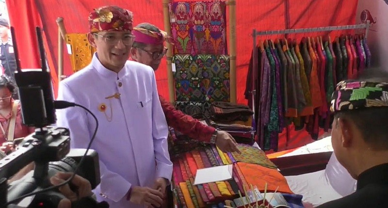 Ramaikan Festival Semarapura di Klungkung Bali, Sandiaga Uno Ajak Pengunjung Jadi Rojali
