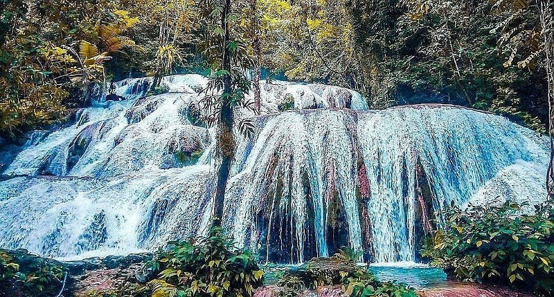 Air Terjun Berundak Terindah di Indonesia Harus Dikunjungi Sebelum Hilang, Ada yang 12 Tingkat
