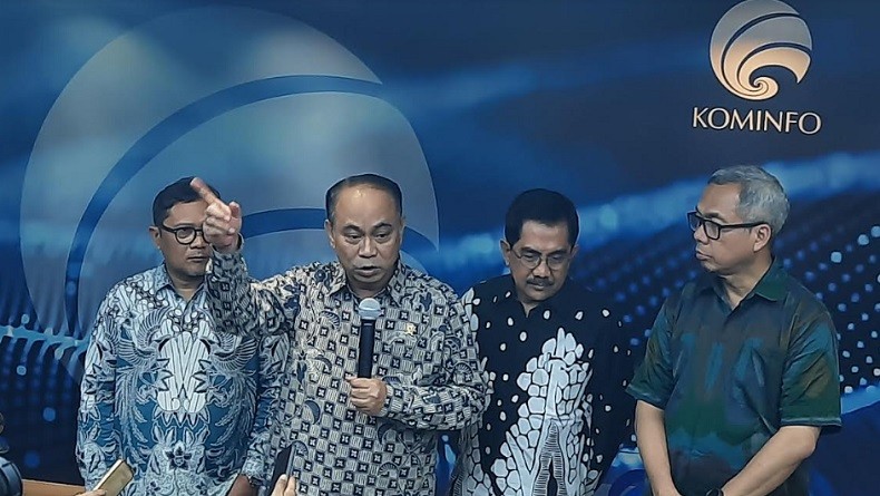 Microsoft Gelontorkan Dana Rp27,6 T di Indonesia, Menkominfo: Ini Angin Segar untuk Kita Semua