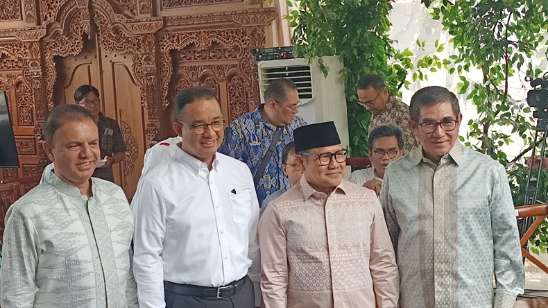 Anies-Cak Imin Hadiri Acara Pembubaran Timnas AMIN