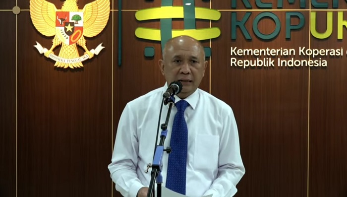 Teten Evaluasi Pejabat yang Sebut Warung Madura Dilarang Buka 24 Jam