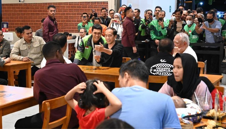 Jokowi ke NTB untuk Hindari Demo Buruh May Day? Ini Kata Istana