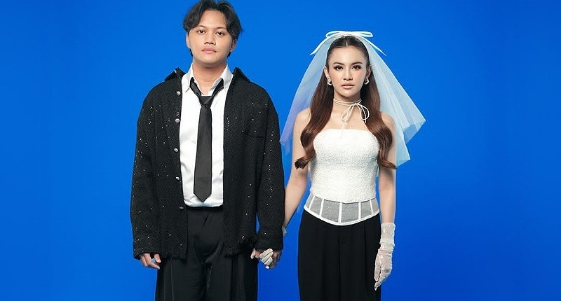Viral Potret Rizky Febian dan Mahalini Pakai Baju Nikah Berlatar Biru Beredar 